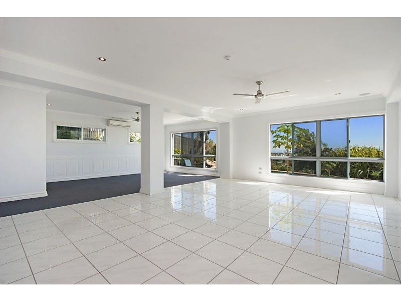 32 Britomart Street, Bushland Beach QLD 4818