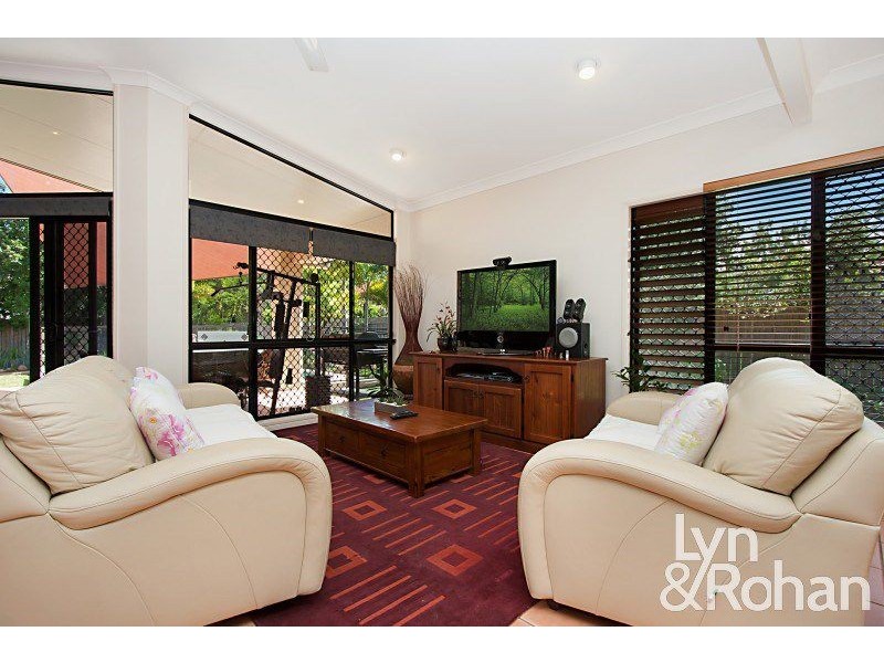 9 Scholars Place, Douglas QLD 4814