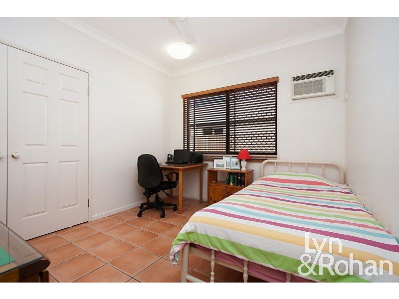 9 Scholars Place, Douglas QLD 4814
