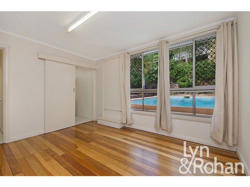 66 Warburton Street, Castle Hill QLD 4810