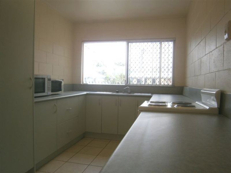 3/15 Maroong St, Currajong QLD 4812