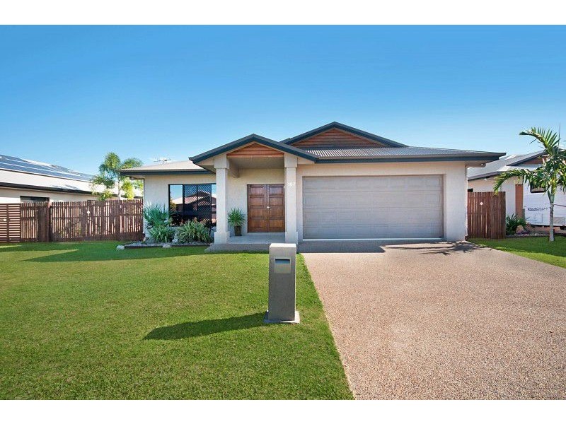 167 Daintree Drive, Bushland Beach QLD 4818