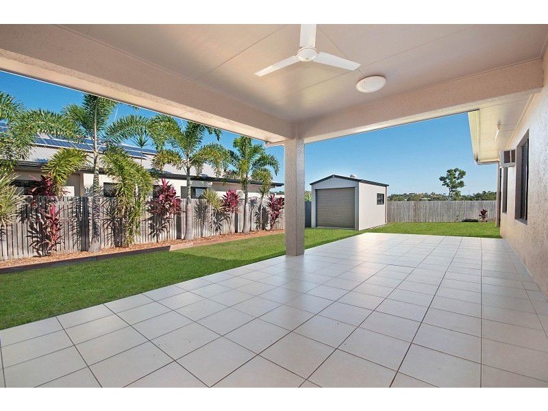 167 Daintree Drive, Bushland Beach QLD 4818