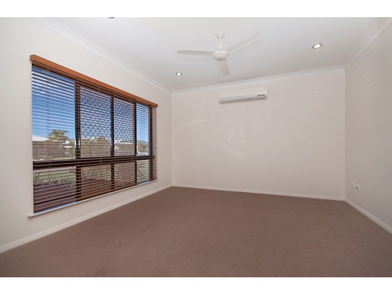 167 Daintree Drive, Bushland Beach QLD 4818