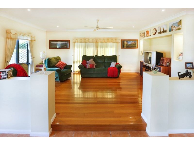 10 Steele Place, Kirwan QLD 4817