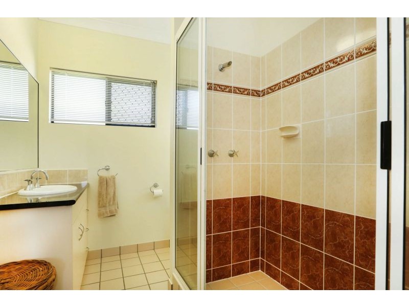 10 Steele Place, Kirwan QLD 4817