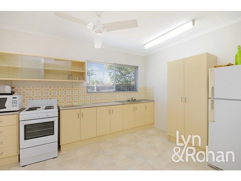 1 Ryan Street, North Ward QLD 4810