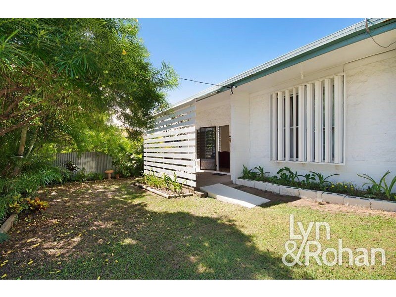 1 Ryan Street, North Ward QLD 4810