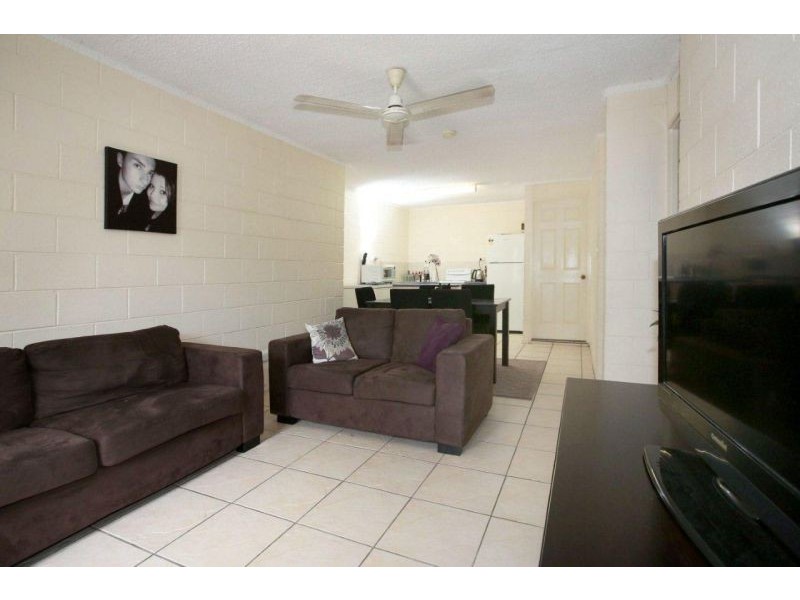 2/18 Maryvale Street, West End QLD 4810