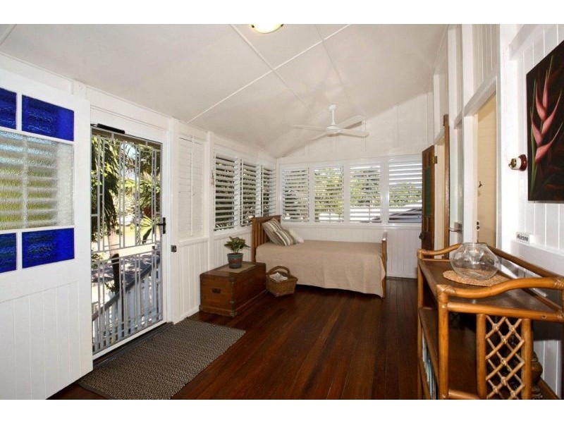 22 Flowers Street, Railway Estate QLD 4810