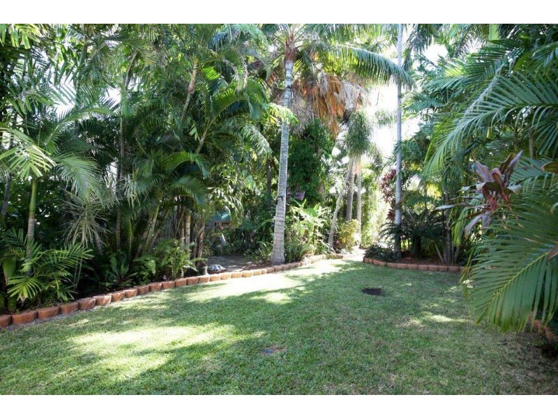 22 Flowers Street, Railway Estate QLD 4810