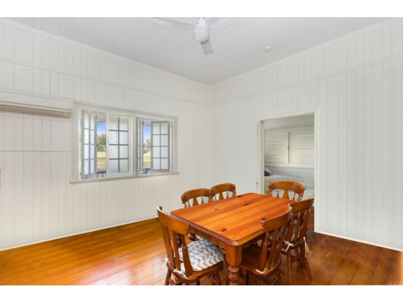 16 Isley St, North Ward QLD 4810