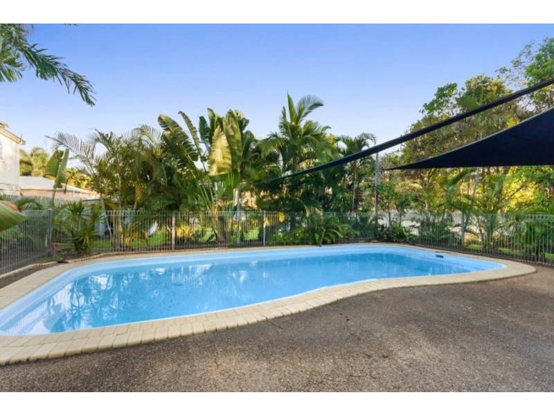 16 Isley St, North Ward QLD 4810