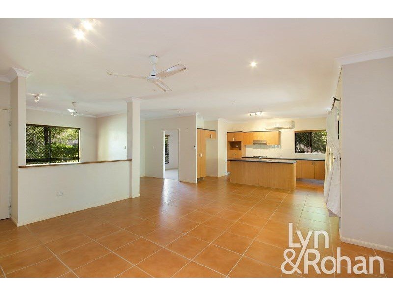 25 Scholars Place, Douglas QLD 4814