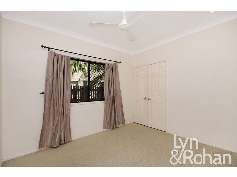 25 Scholars Place, Douglas QLD 4814