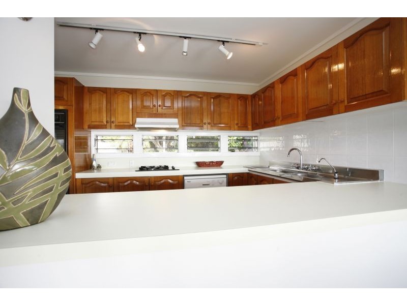 13 Yarrawonga Drive, Castle Hill QLD 4810