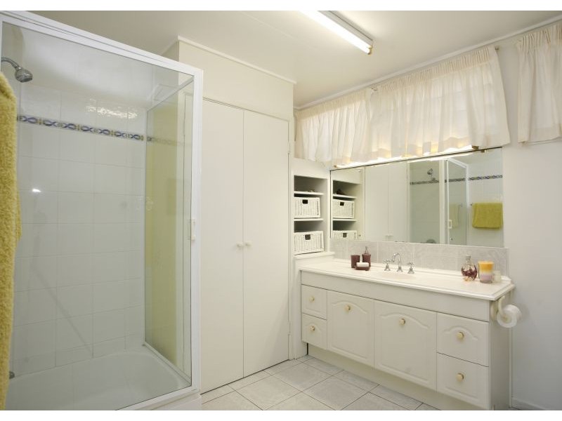 13 Yarrawonga Drive, Castle Hill QLD 4810