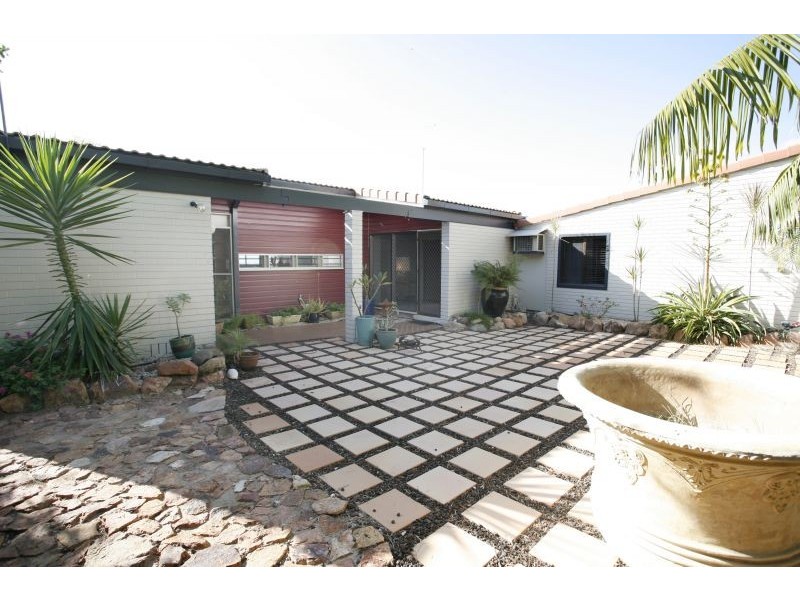 13 Yarrawonga Drive, Castle Hill QLD 4810