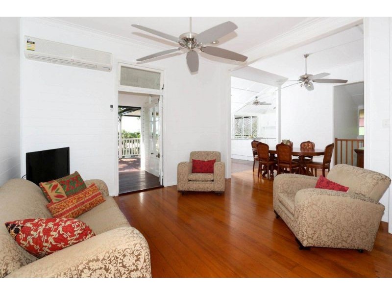 5 Kennedy Street, North Ward QLD 4810