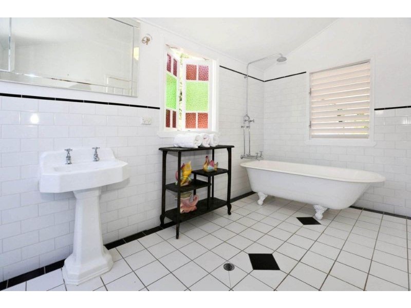 5 Kennedy Street, North Ward QLD 4810