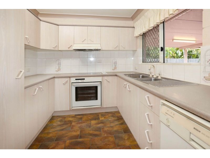 37 Valerie Lane, Deeragun QLD 4818