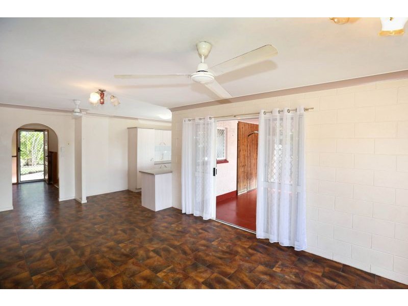 37 Valerie Lane, Deeragun QLD 4818