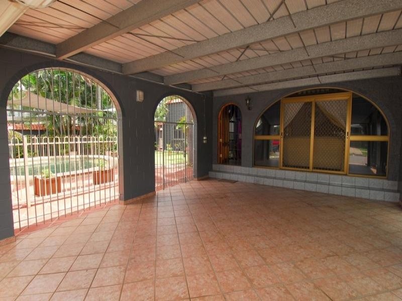 12 Lanark St, Kirwan QLD 4817