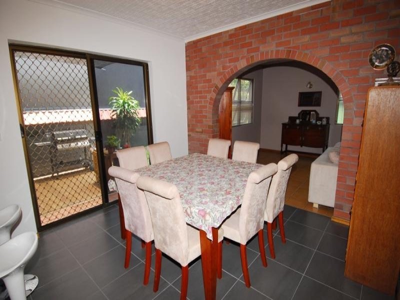 12 Lanark St, Kirwan QLD 4817