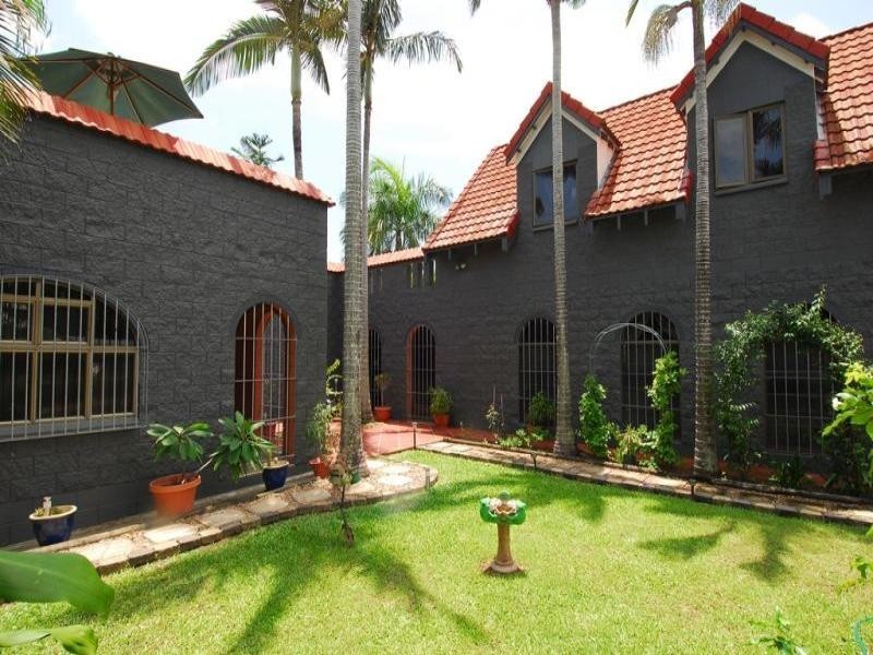 12 Lanark St, Kirwan QLD 4817