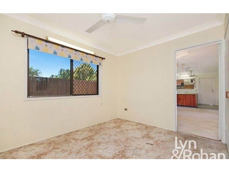 75 Whitsunday Drive, Kirwan QLD 4817