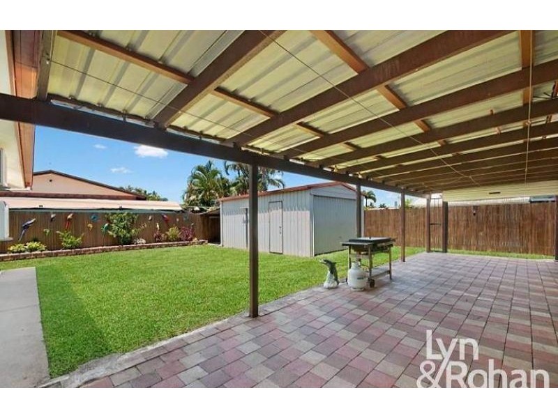 75 Whitsunday Drive, Kirwan QLD 4817