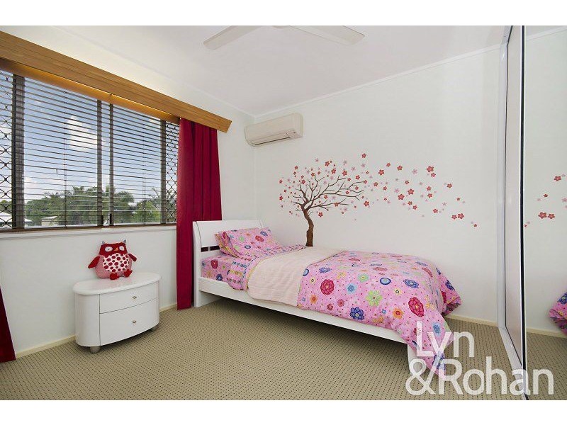 16 Wattle Street, Kirwan QLD 4817