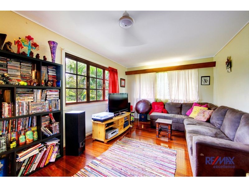 15 First Avenue, Railway Estate QLD 4810