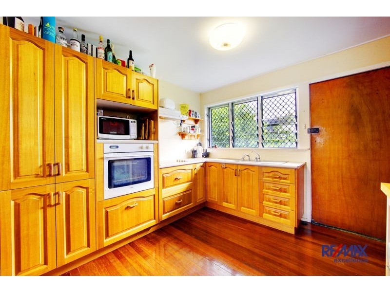 15 First Avenue, Railway Estate QLD 4810