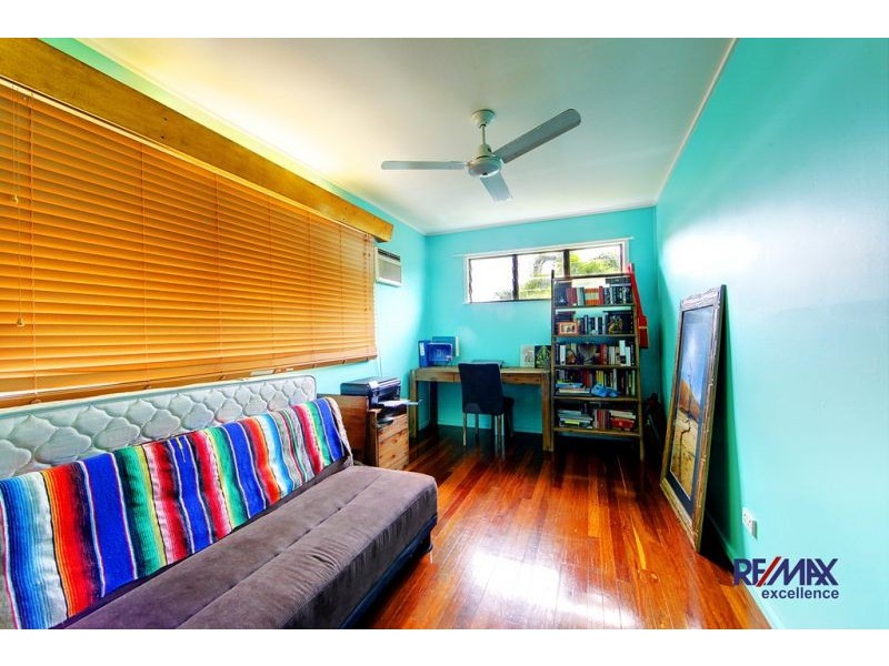 15 First Avenue, Railway Estate QLD 4810