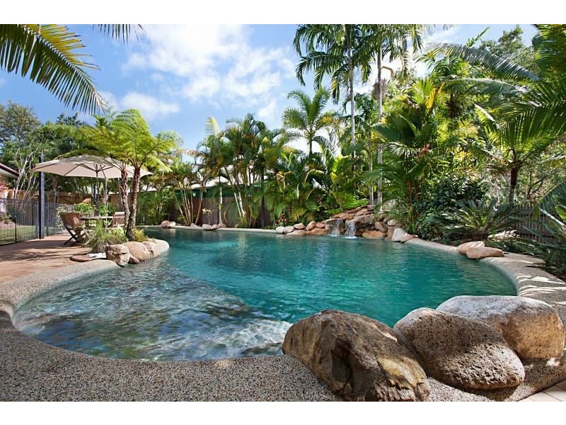 12 Luke Court, Bushland Beach QLD 4818