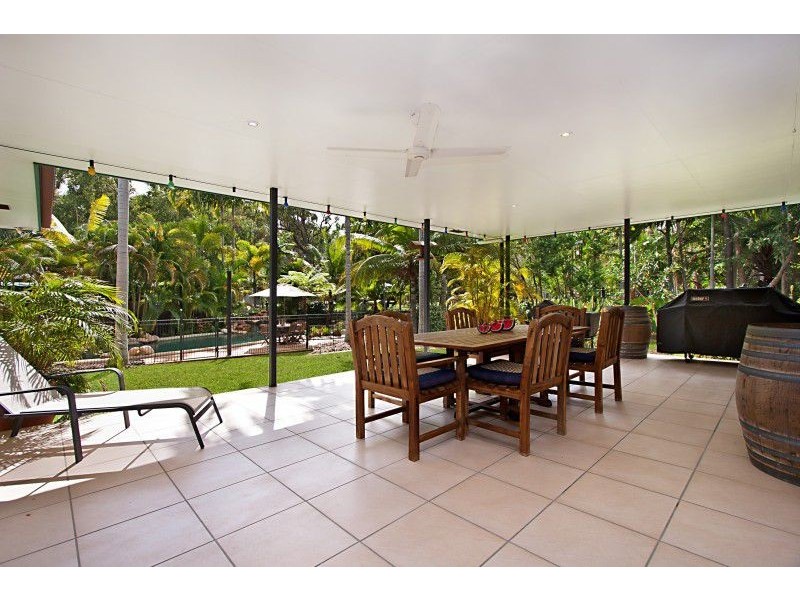 12 Luke Court, Bushland Beach QLD 4818