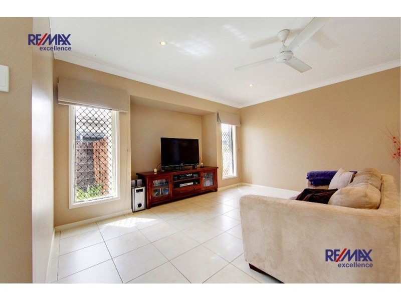 14 Sykes Close, Burdell QLD 4818