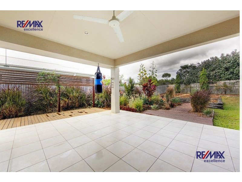 14 Sykes Close, Burdell QLD 4818