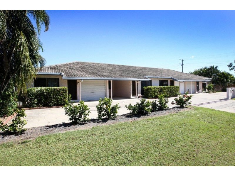 2/1 Halloran Street, Hermit Park QLD 4812