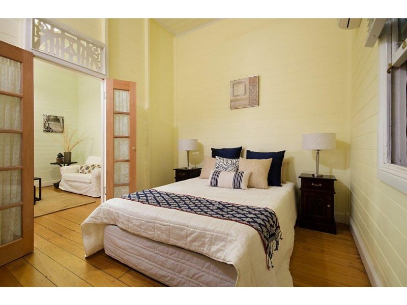 242 Boundary Street, South Townsville QLD 4810