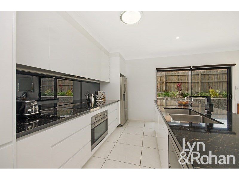 76 Yarrawonga Drive, Castle Hill QLD 4810