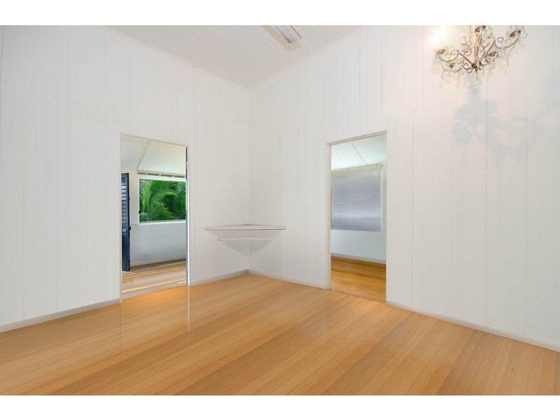 17 Hammond Street, Mysterton QLD 4812