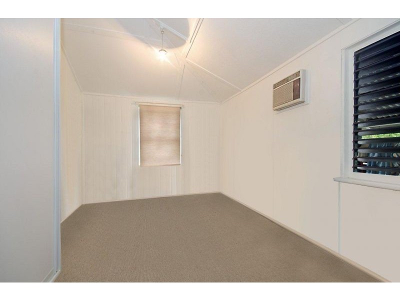 17 Hammond Street, Mysterton QLD 4812