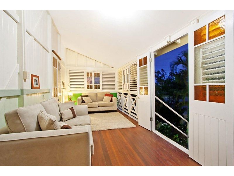 34 Davidson Street, South Townsville QLD 4810