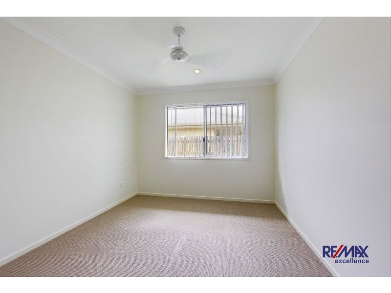 16 Apple Gum, Mount Low QLD 4818