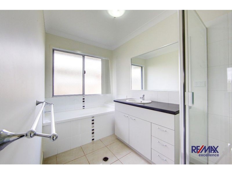 16 Apple Gum, Mount Low QLD 4818