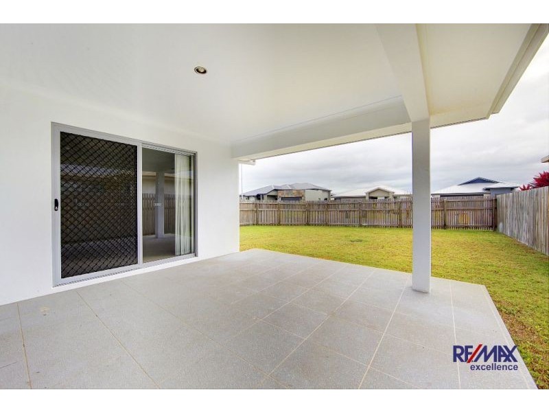 16 Apple Gum, Mount Low QLD 4818