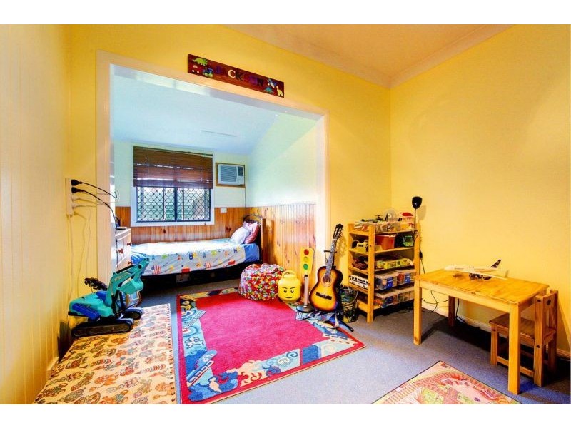 100 Gibraltar Rd, Rangewood QLD 4817