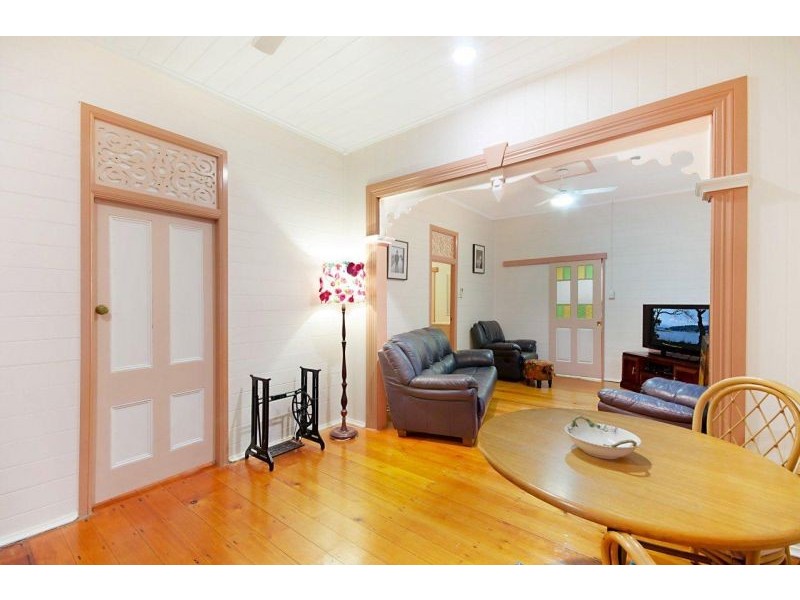 8a Fourth Avenue, South Townsville QLD 4810